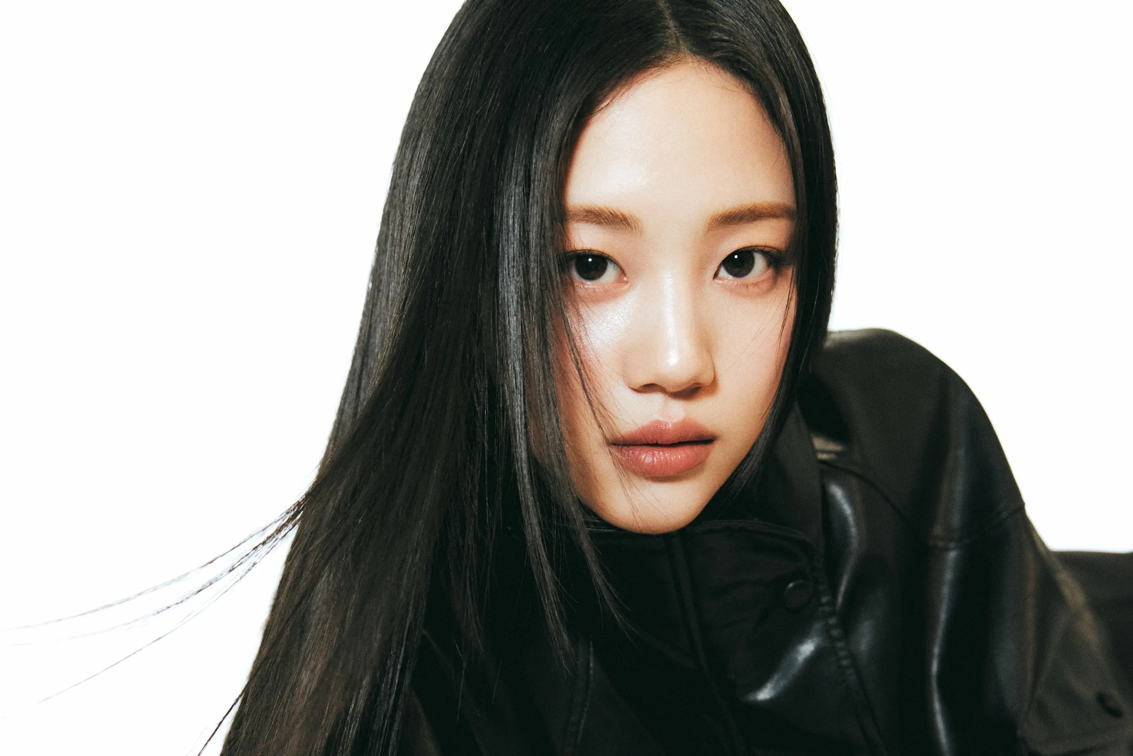 Hong Hwa Yeon Discusses Her Character In "Buried Hearts," How She Prepared For The Role, And Her Future Ambitions