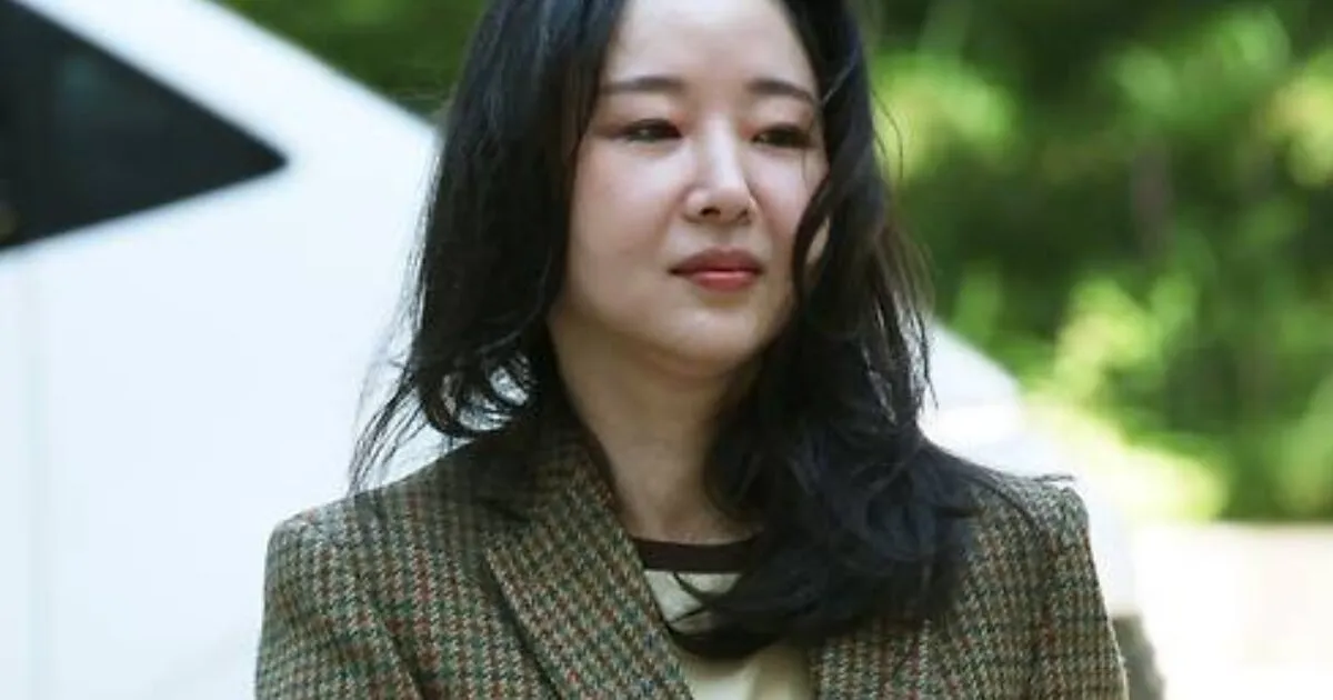 Min Hee Jin Raises Questions Over HYBE’s Compensation Structure