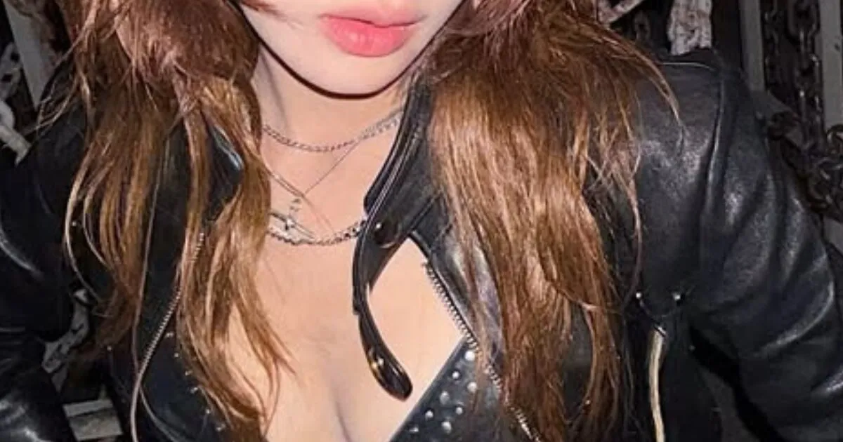 4th Gen Idol Triggers Reactions With Leather Bra Outfit